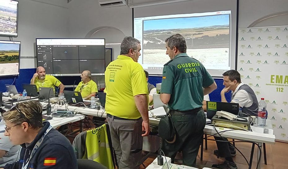 Guardia Civil y EMA 112 trabajan conjuntamente en el PMA de Jerez.